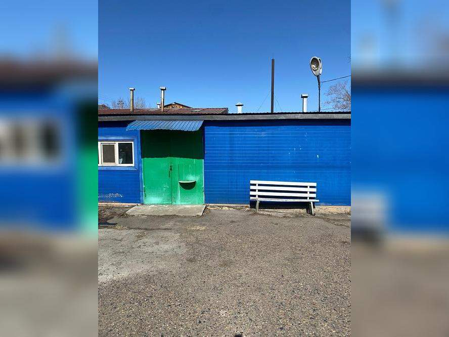 Продам магазин 2000 м.кв.