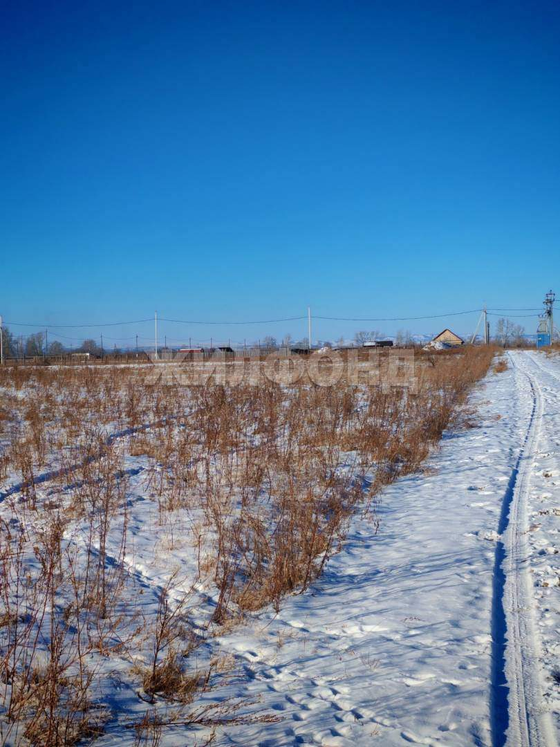 Продам земельный участок 690 м.кв.