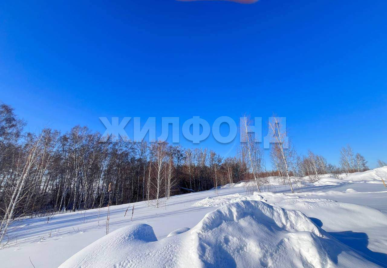 Продам земельный участок 800 м.кв.