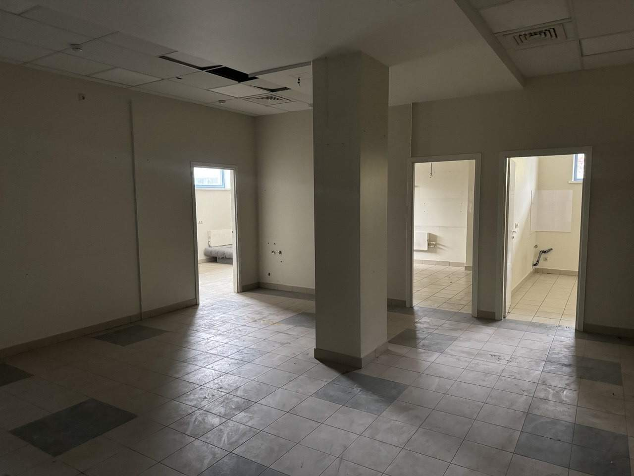 Продам офис 216.7 м.кв.