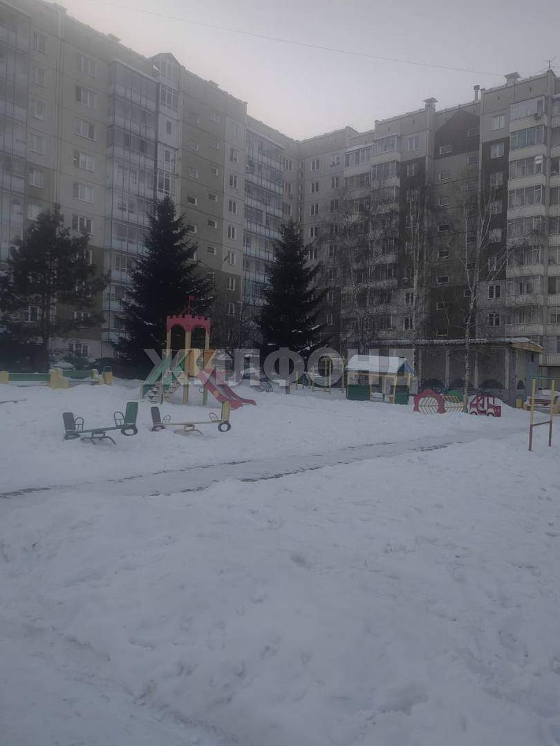 Квартира на продажу в Красноярске, Кравченко улица, 2 фото №17