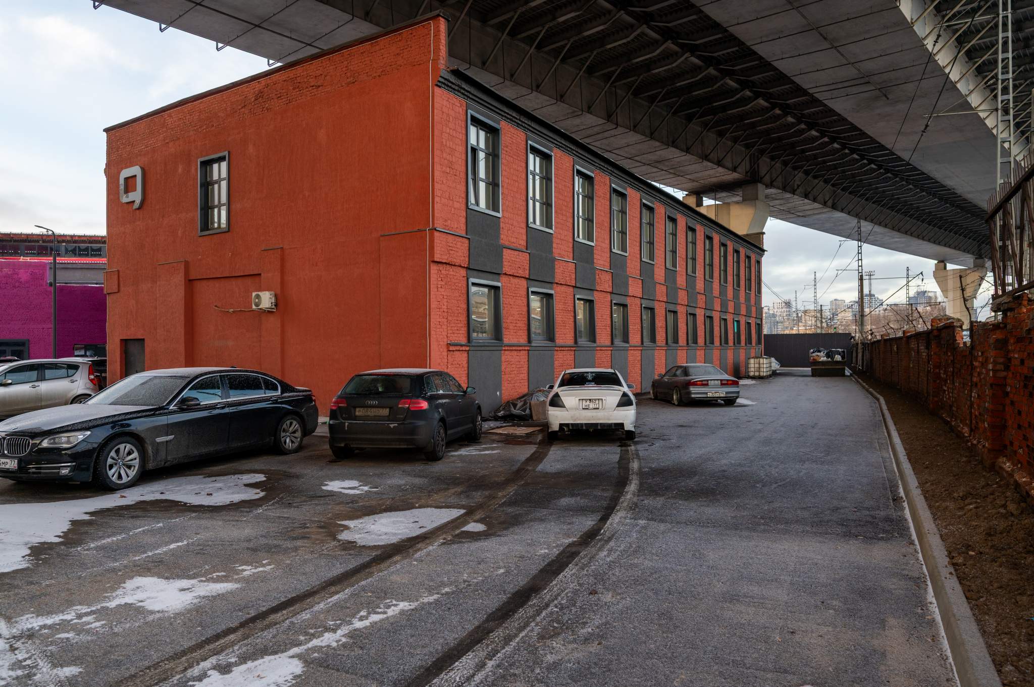 Продам помещение свободного назначения 417.3 м.кв.