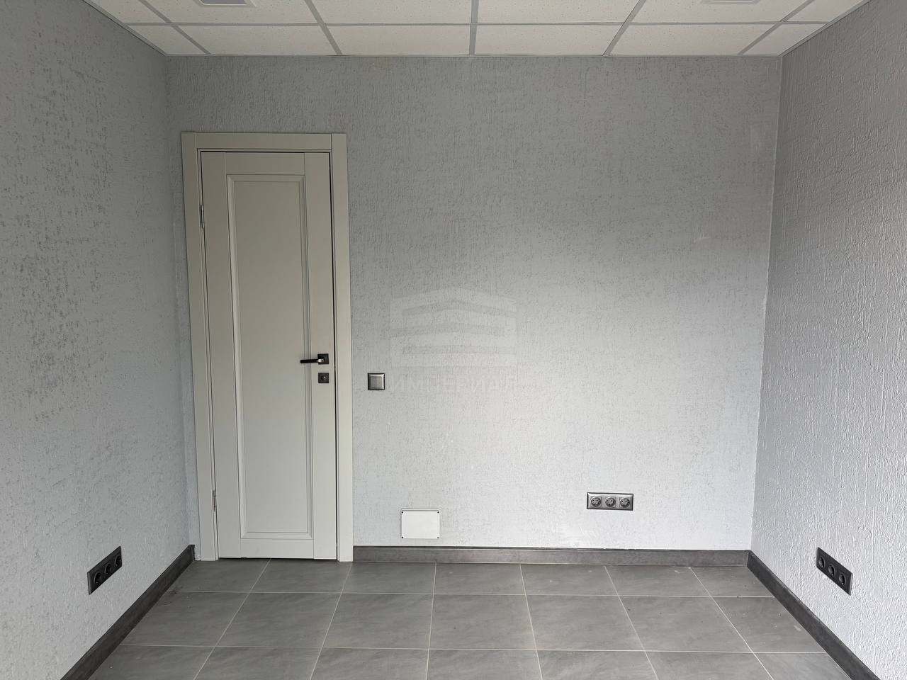 Продам помещение свободного назначения 10.3 м.кв.