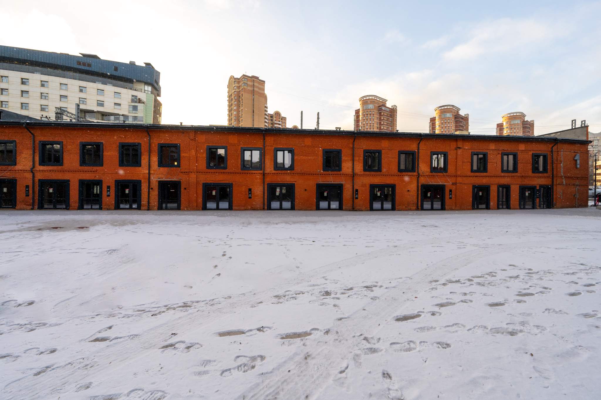 Продам помещение свободного назначения 11.2 м.кв.