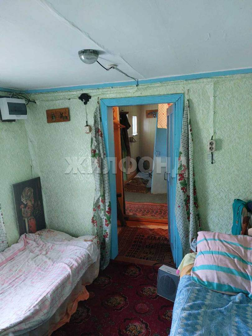 Продам земельный участок 600 м.кв.