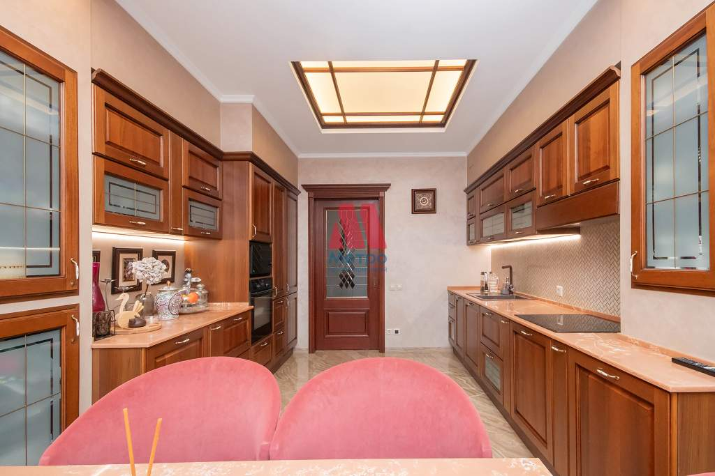 Квартира на продажу в Ярославле, Ушинского улица, 6а фото №5