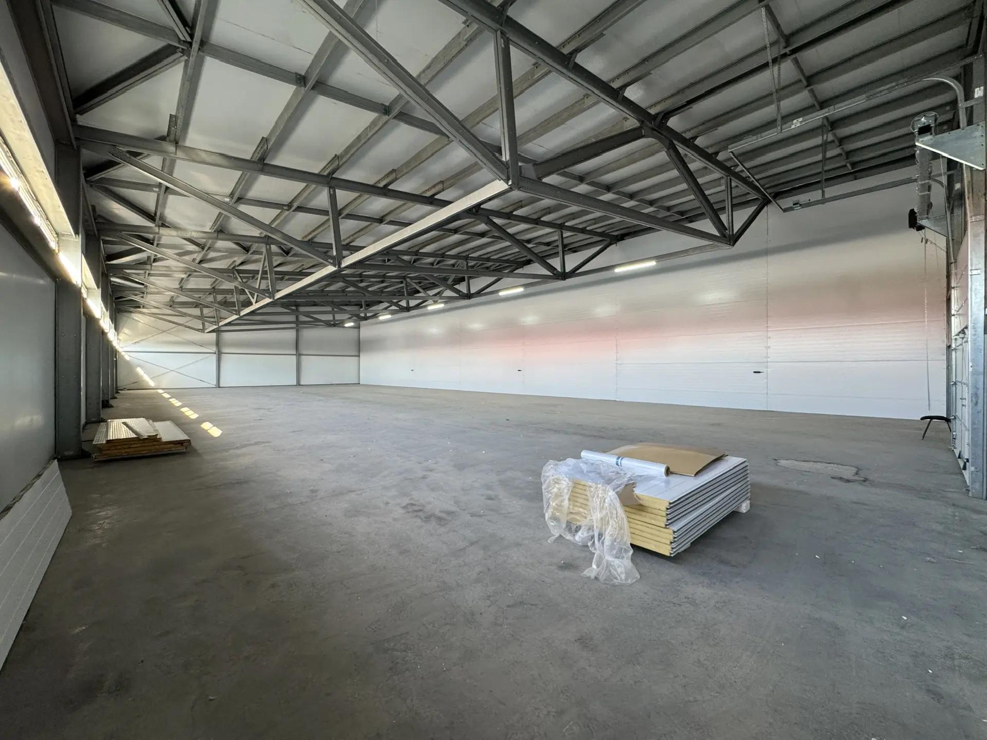 Сдам в аренду склад 700 м.кв.