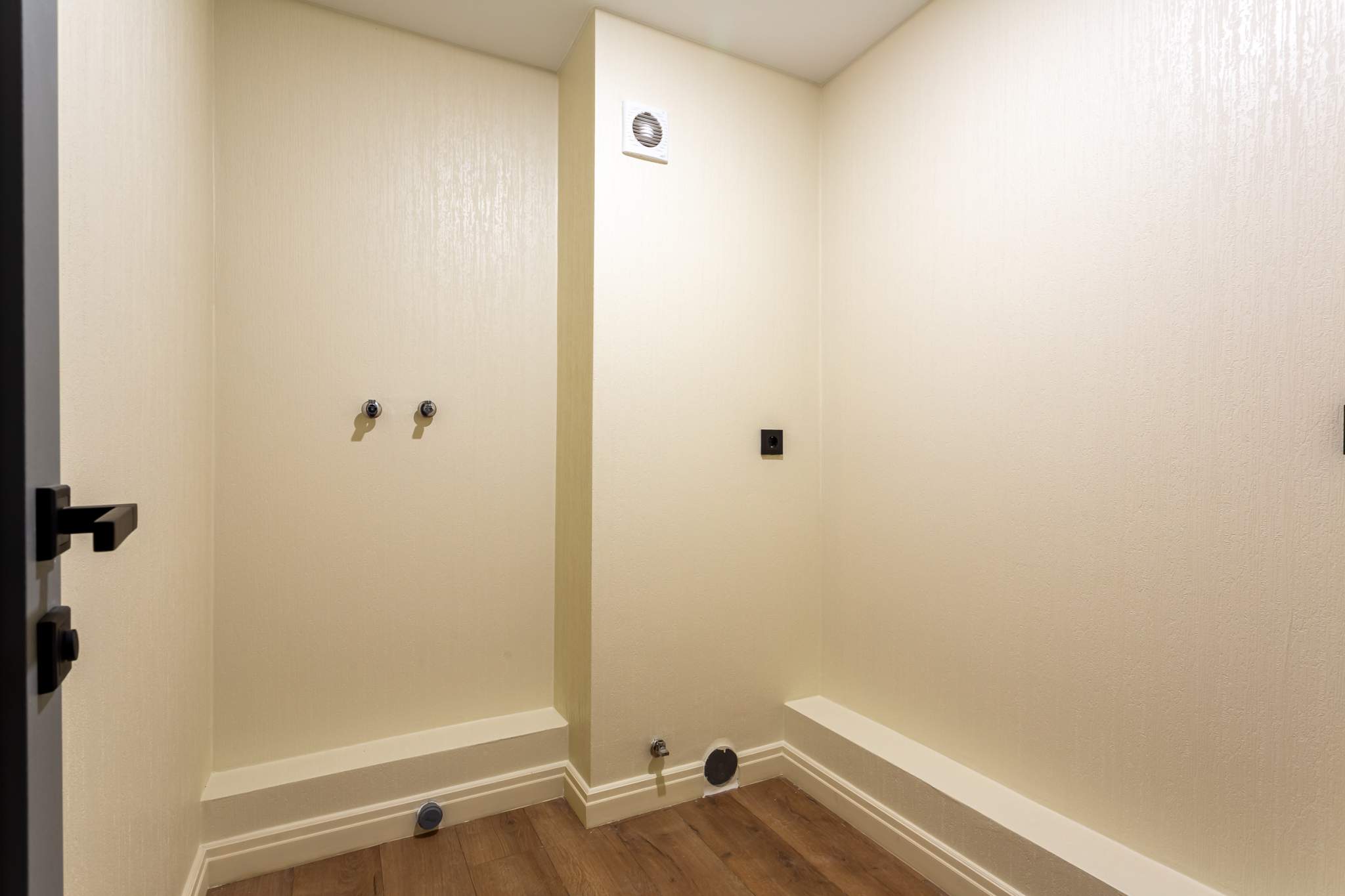 Сдам в аренду офис 27.6 м.кв.