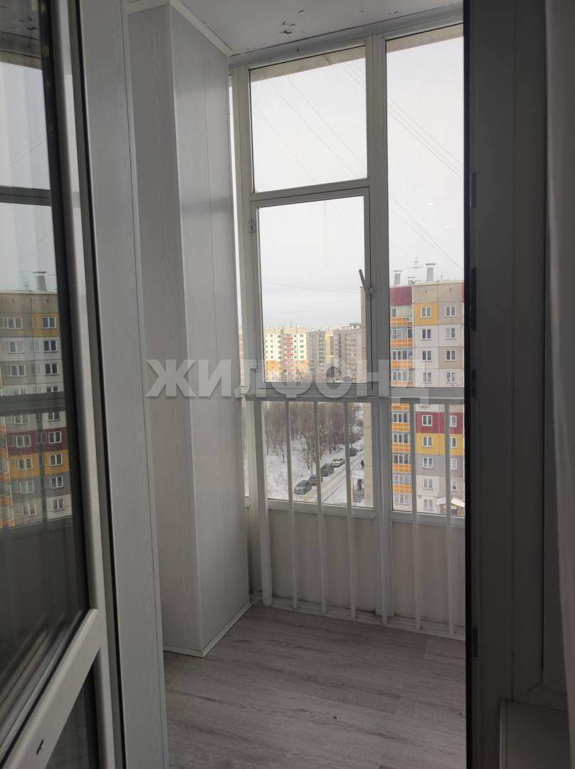 Квартира на продажу в Красноярске, Шахтеров улица, 40 фото №7