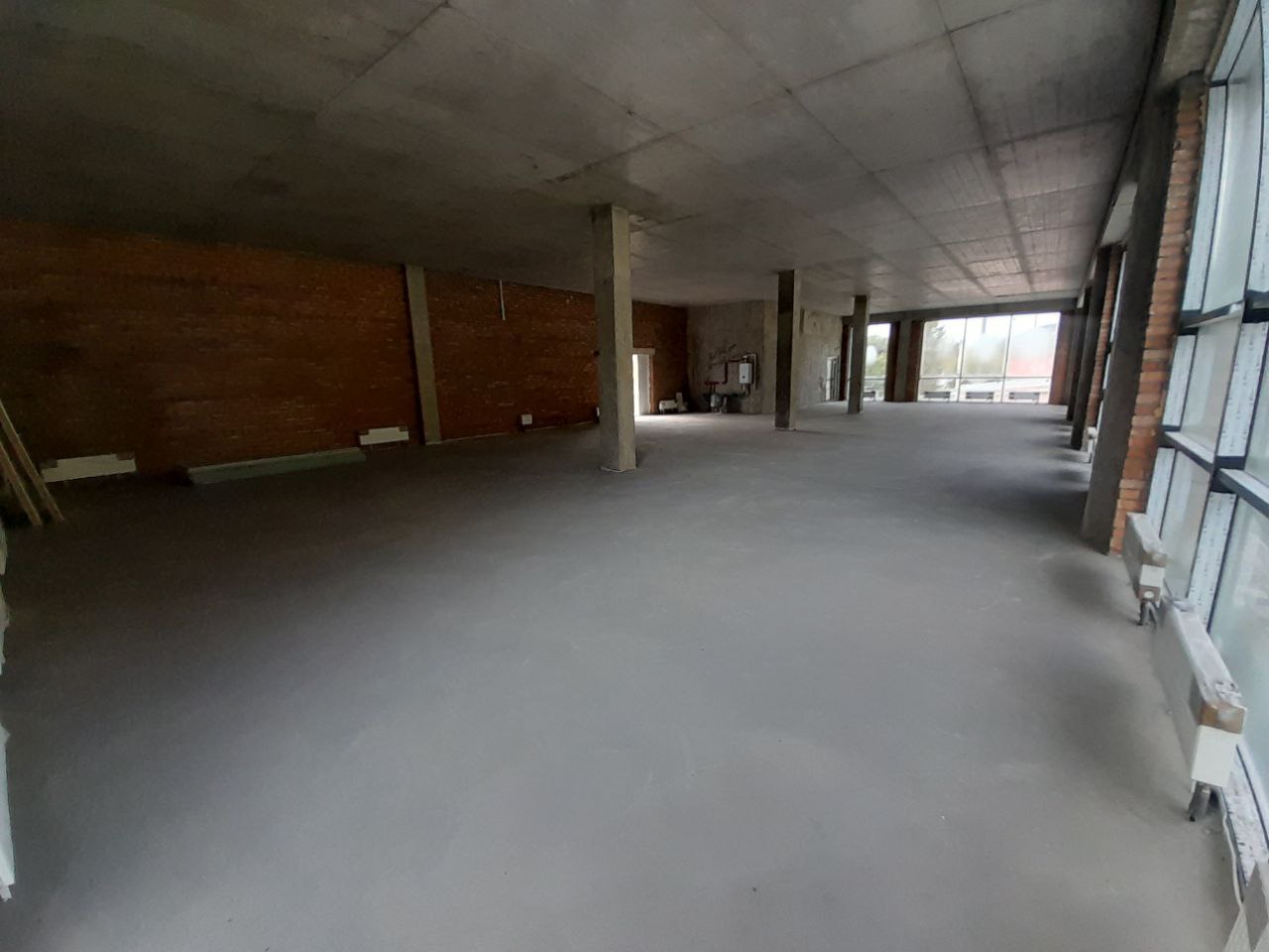 Торговая площадь в аренду в Красноярске, Лесная улица, зд123а фото №2