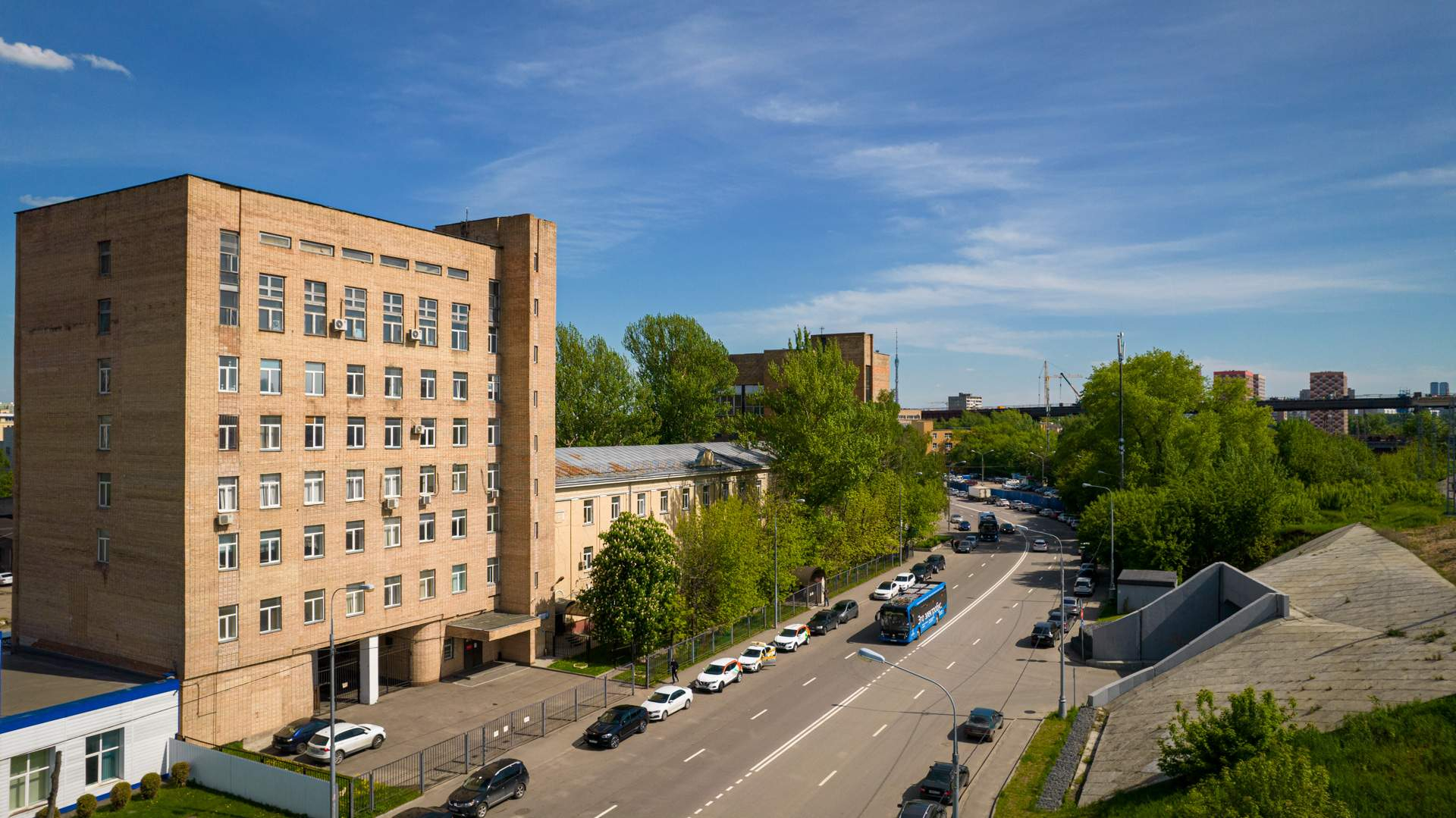 Сдам в аренду склад 187.4 м.кв.