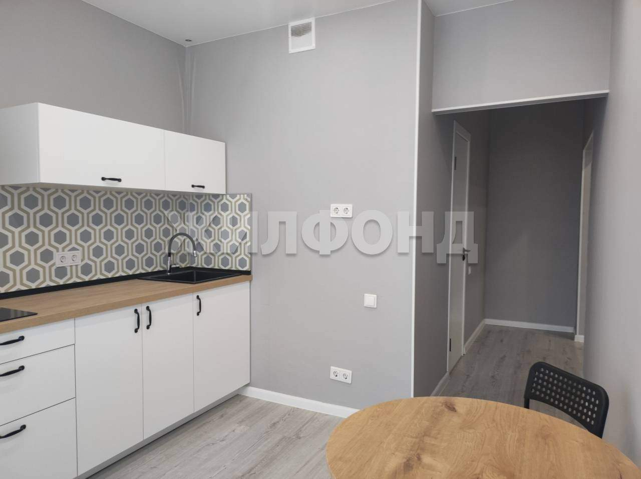 Квартира на продажу в Красноярске, Шахтеров улица, 40 фото №5