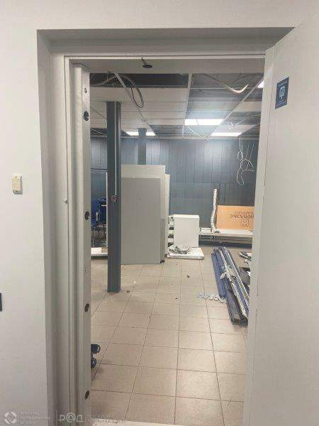 Продам офис 1293.5 м.кв.