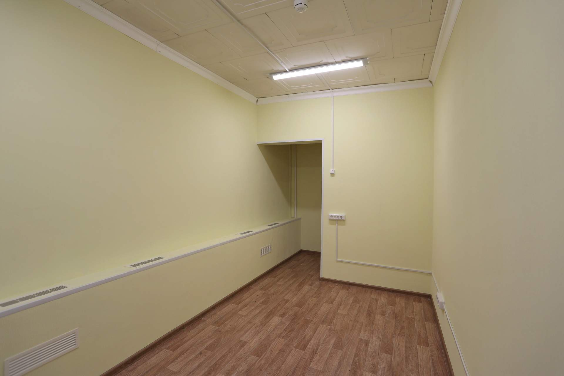 Сдам в аренду склад 187.4 м.кв.