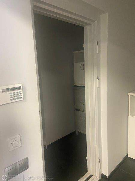 Продам офис 1293.5 м.кв.