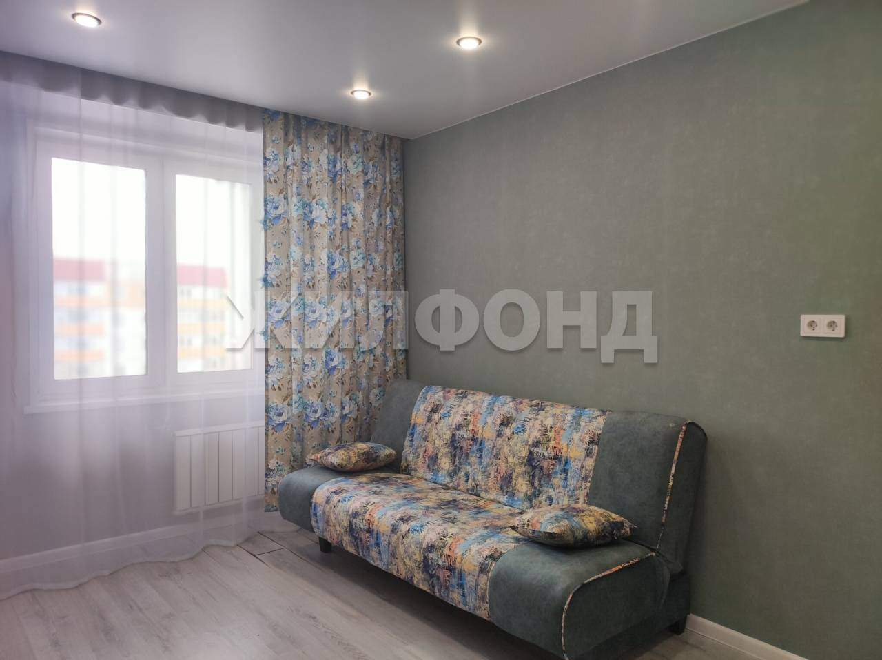 Квартира на продажу в Красноярске, Шахтеров улица, 40 фото №0