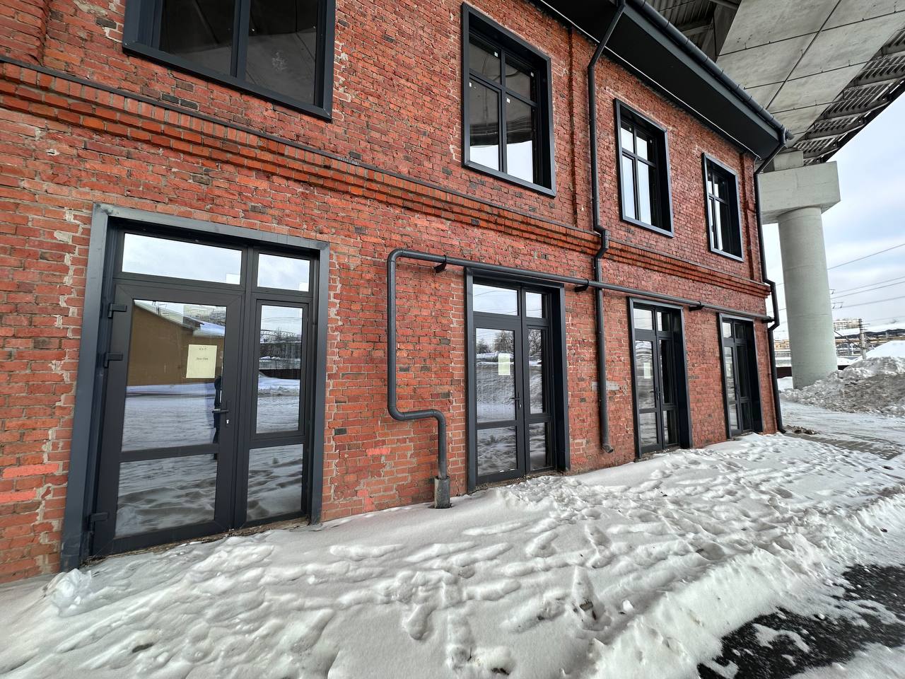 Продам помещение свободного назначения 13.9 м.кв.