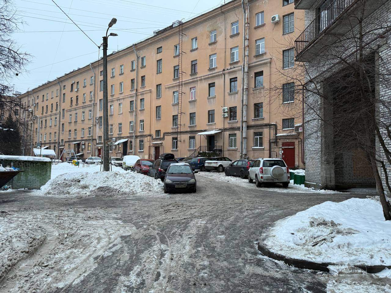 Продам офис 13.6 м.кв.