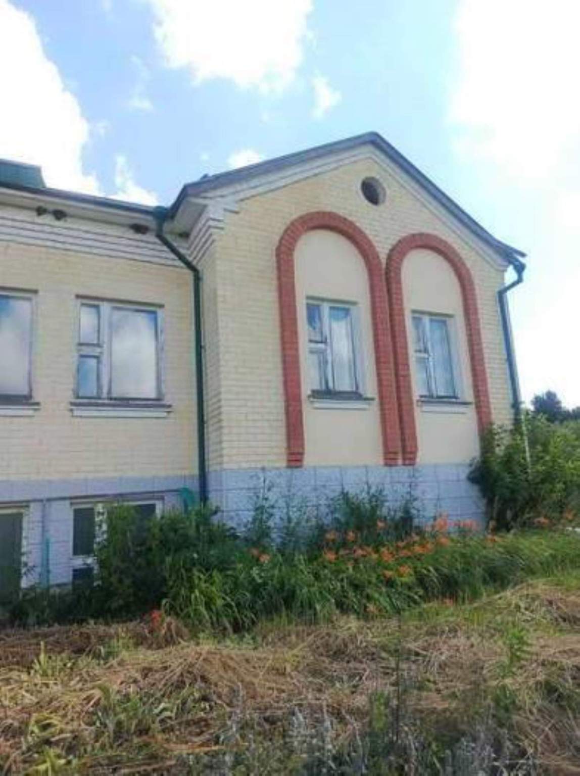 Продам торговое помещение 2084.5 м.кв.
