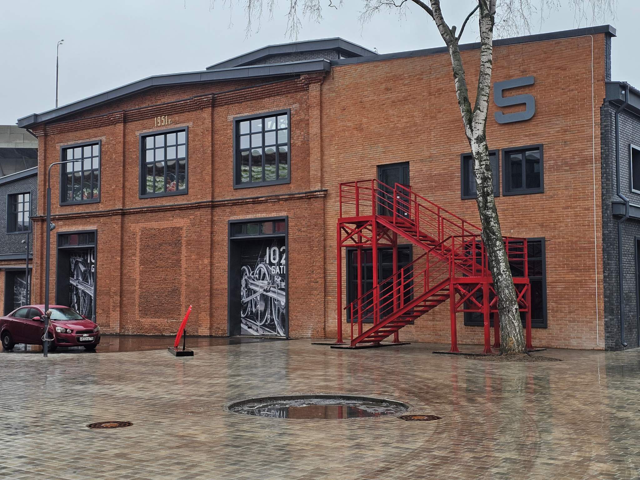 Продам помещение свободного назначения 638.2 м.кв.