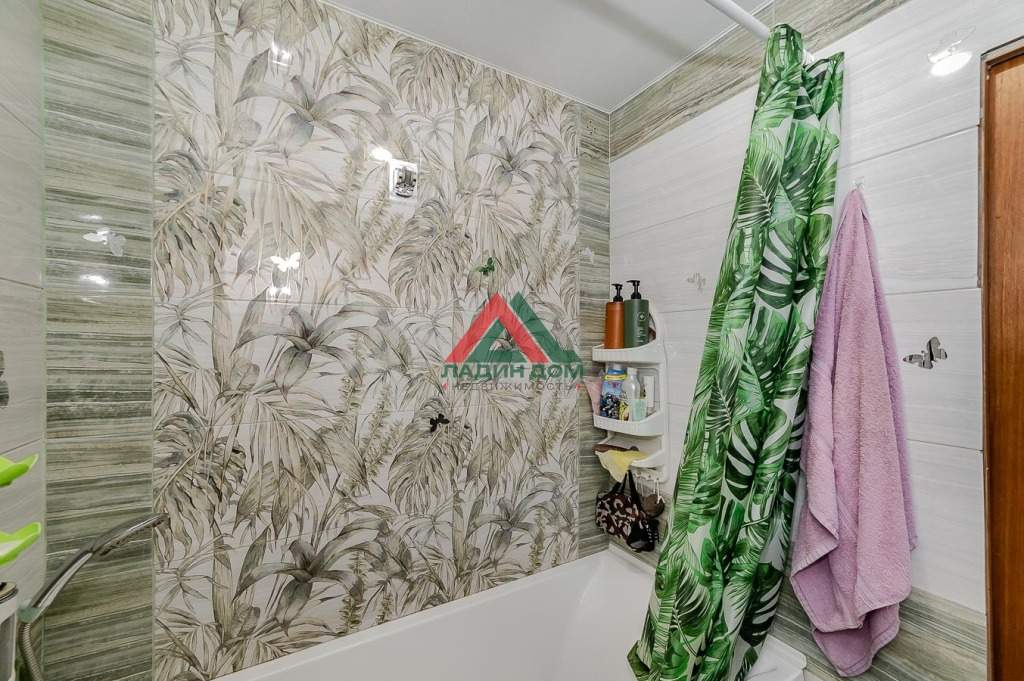 Комната на продажу в Краснодаре, им. Атарбекова улица, 13 фото №8