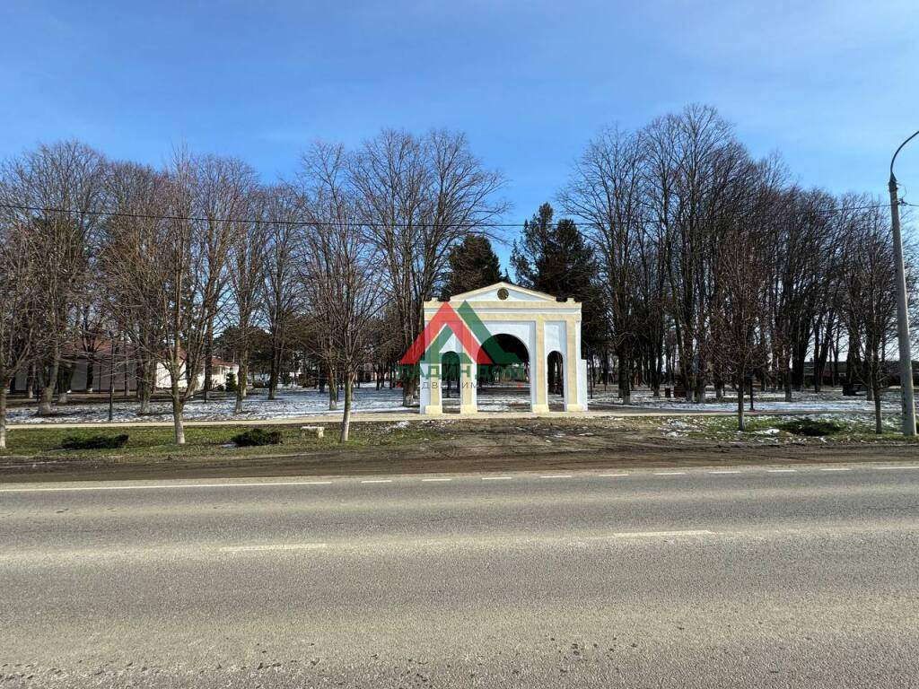 Продам земельный участок 900 м.кв.