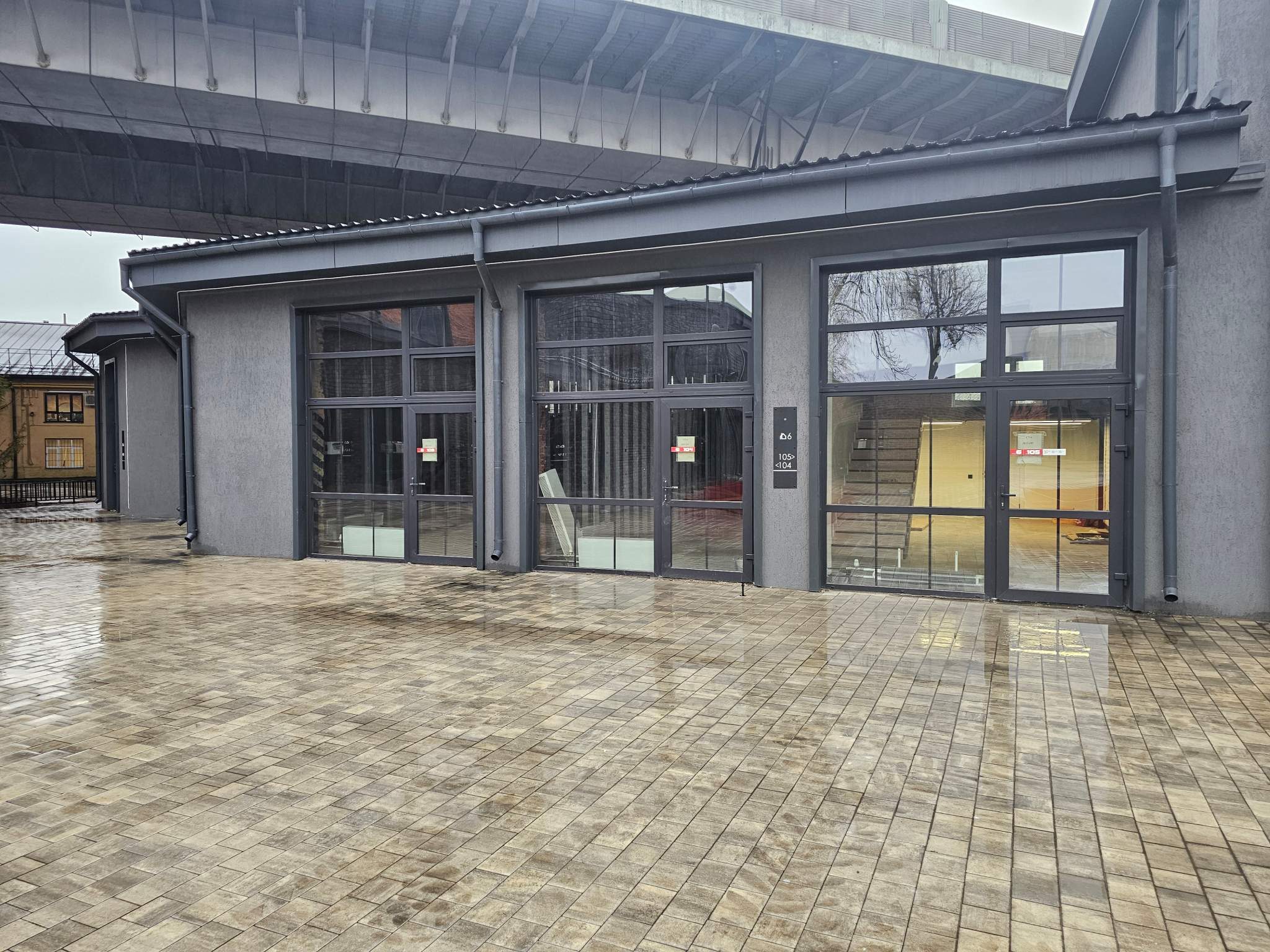 Продам помещение свободного назначения 10.8 м.кв.