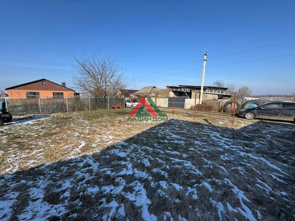 Продам земельный участок 400 м.кв.