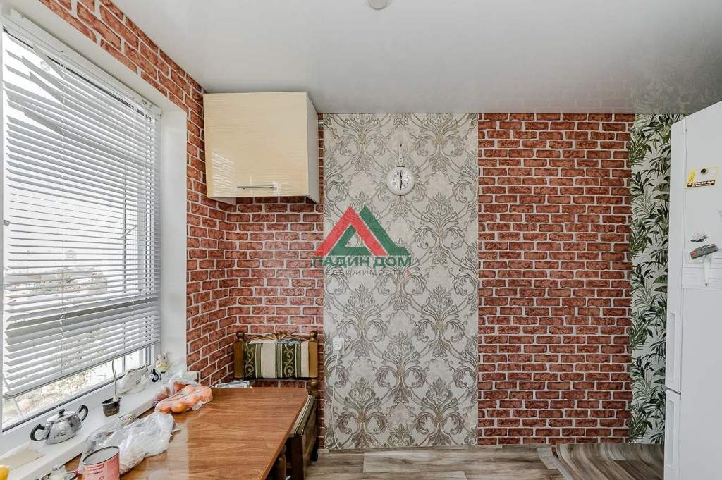 Комната на продажу в Краснодаре, им. Атарбекова улица, 13 фото №4