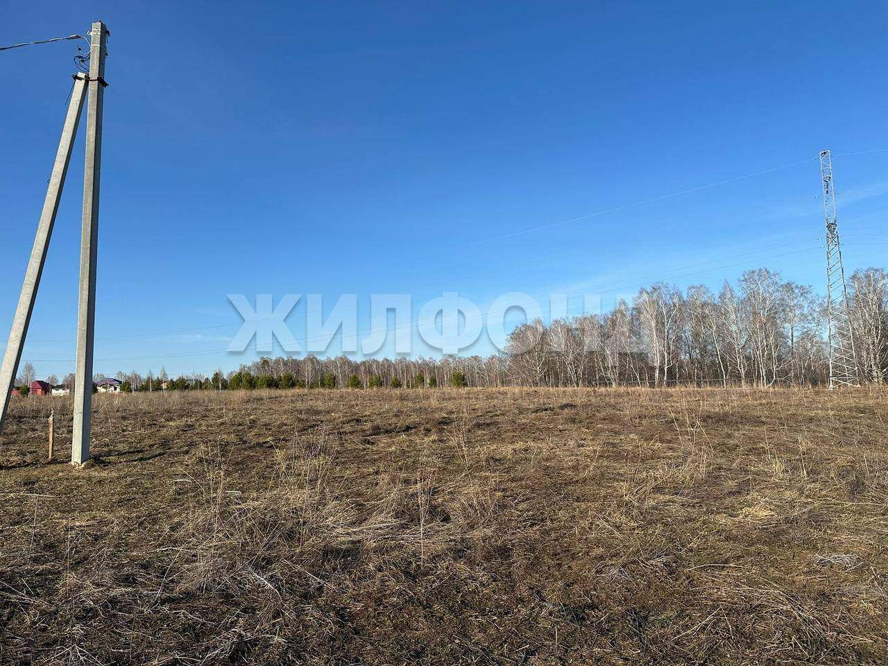 Продам земельный участок 1000 м.кв.