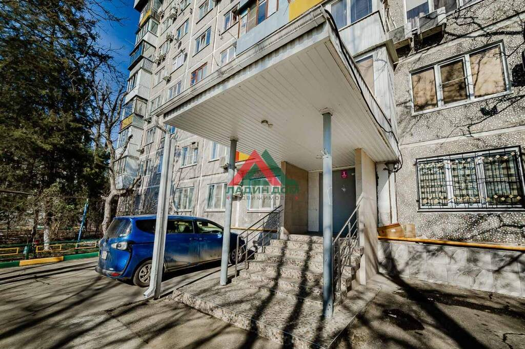 Комната на продажу в Краснодаре, им. Атарбекова улица, 13 фото №11