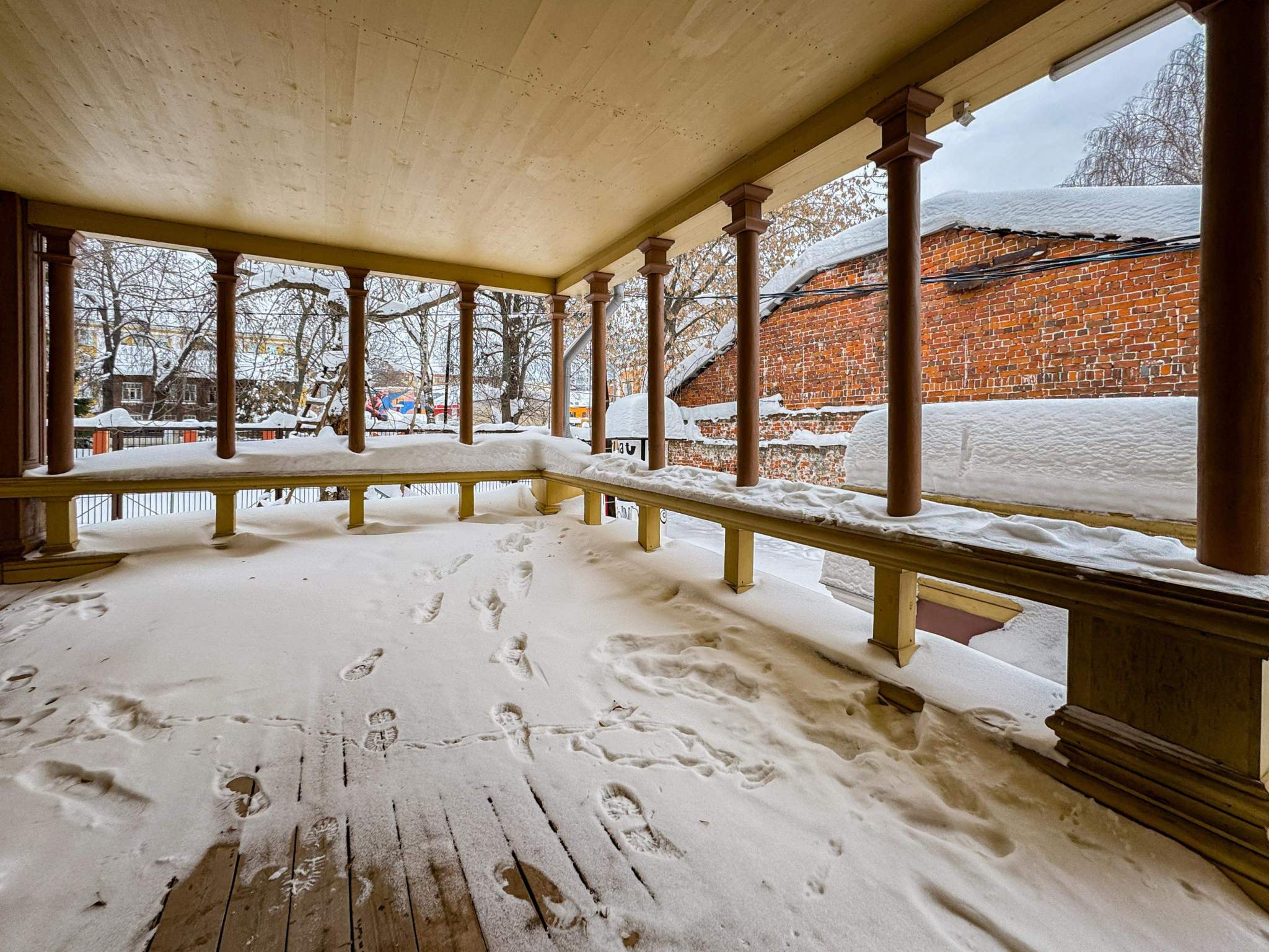 Продам помещение свободного назначения 721.4 м.кв.