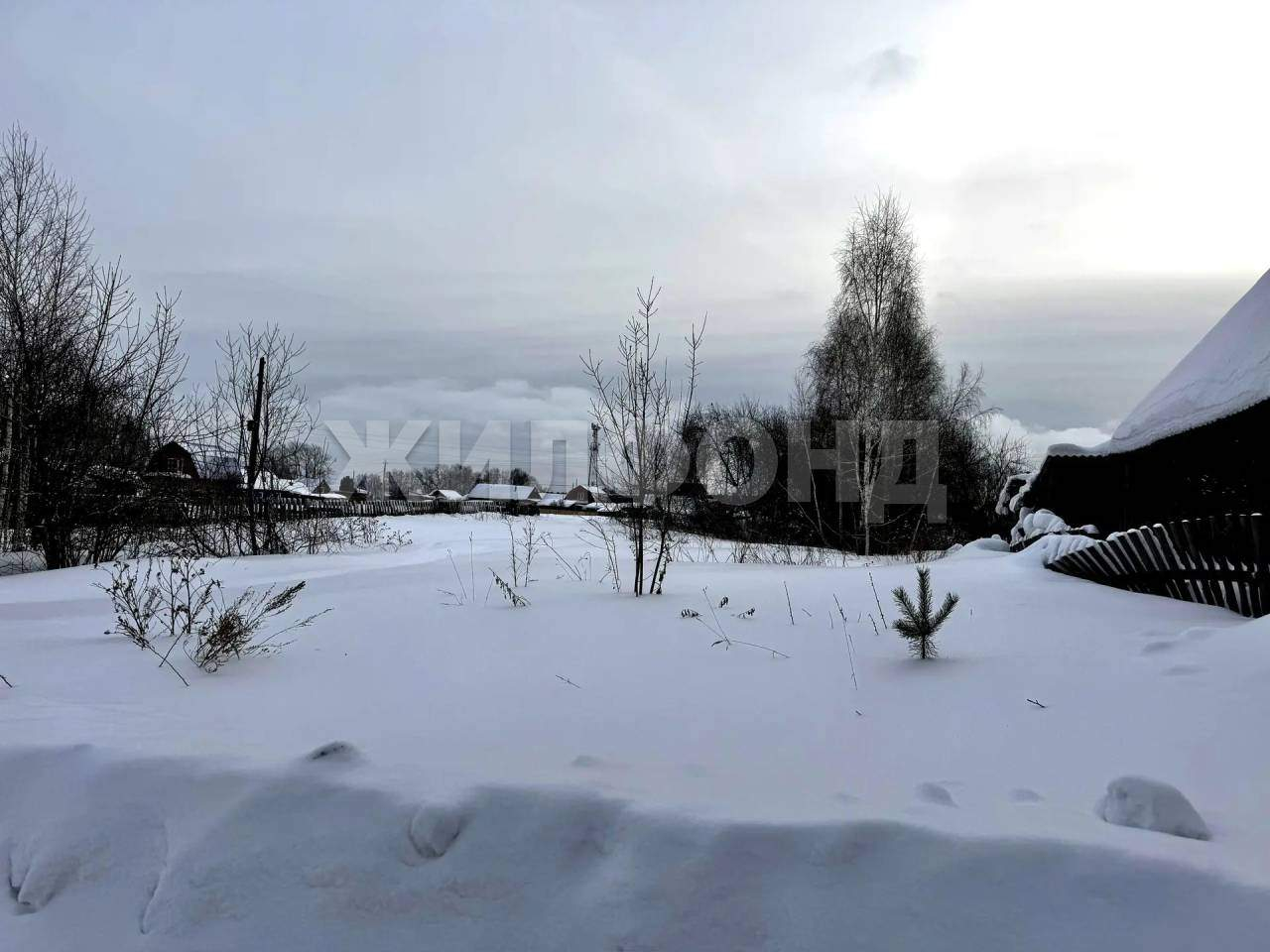 Продам земельный участок 1494 м.кв.