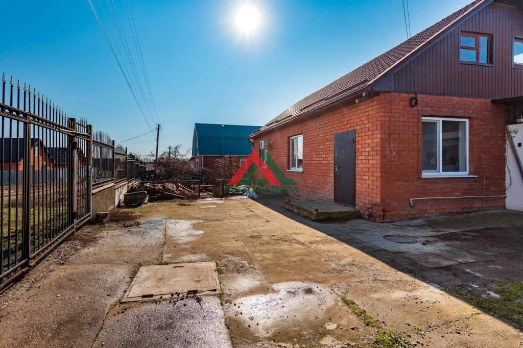 Дом на продажу в Тимашевске, 13-я Линия улица, 42 фото №3