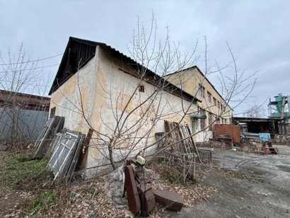 Продам торговое помещение 724.9 м.кв.