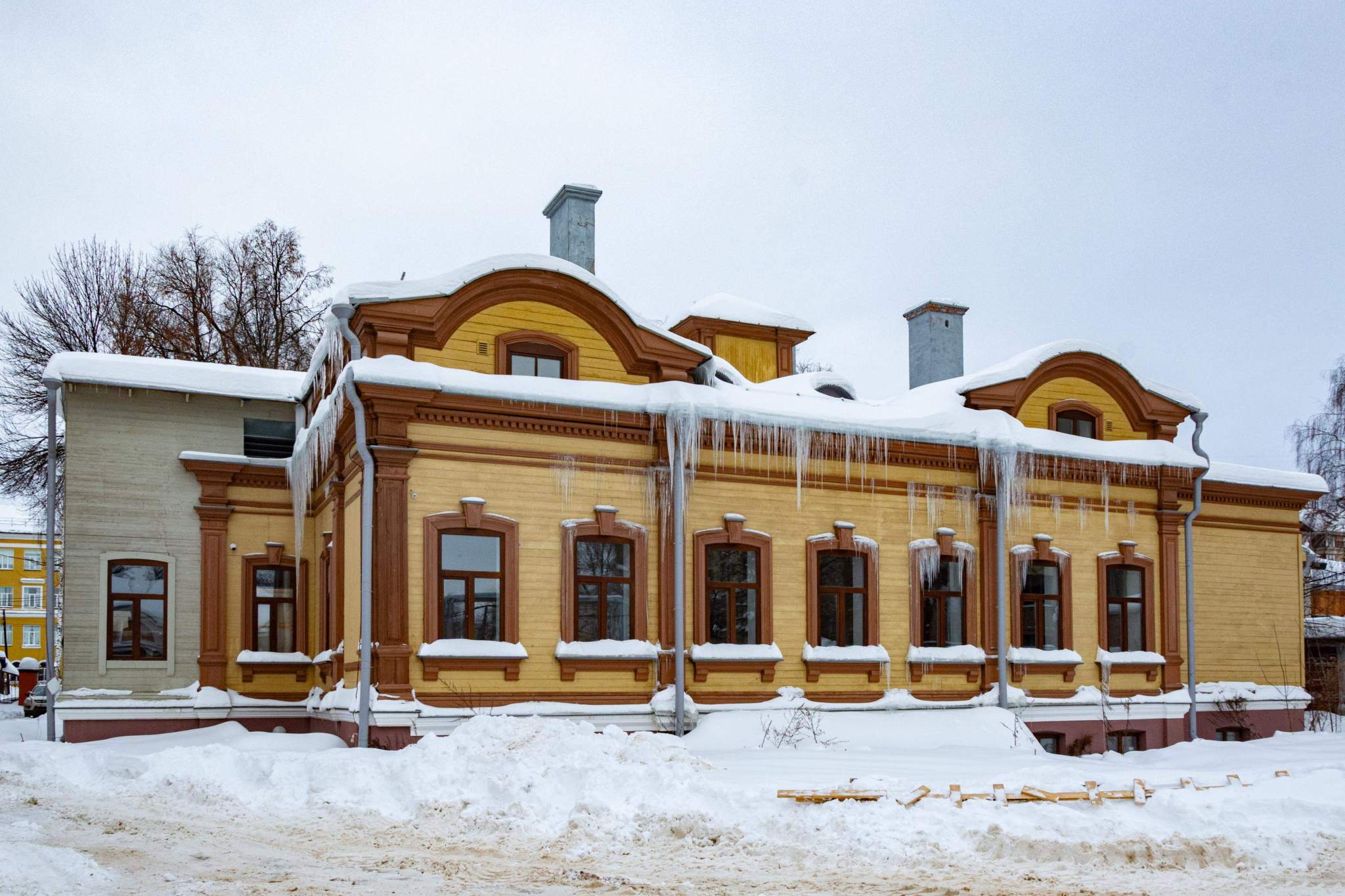 Продам помещение свободного назначения 721.4 м.кв.