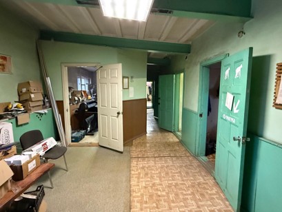 Продам торговое помещение 724.9 м.кв.