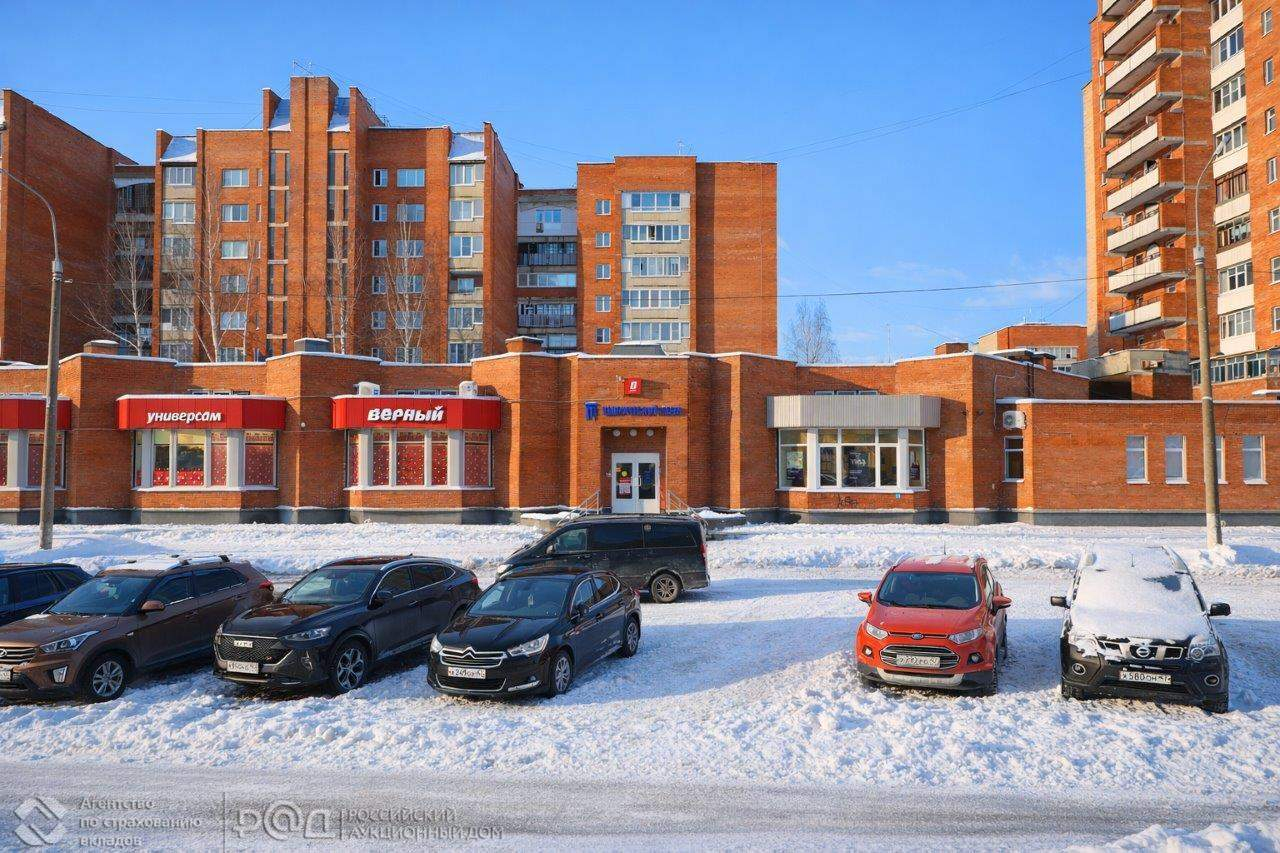 Продам торговое помещение 1315.7 м.кв.