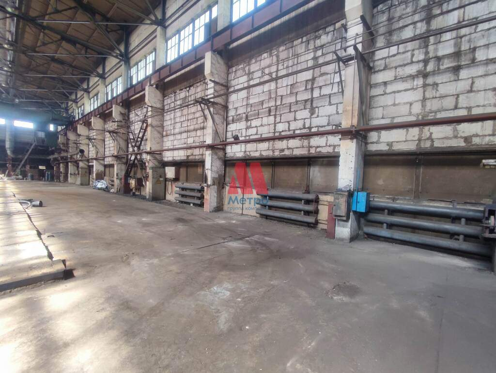 Сдам в аренду помещение свободного назначения 1800 м.кв.