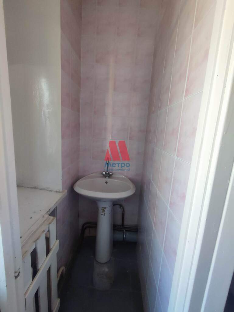 Сдам в аренду помещение свободного назначения 1800 м.кв.