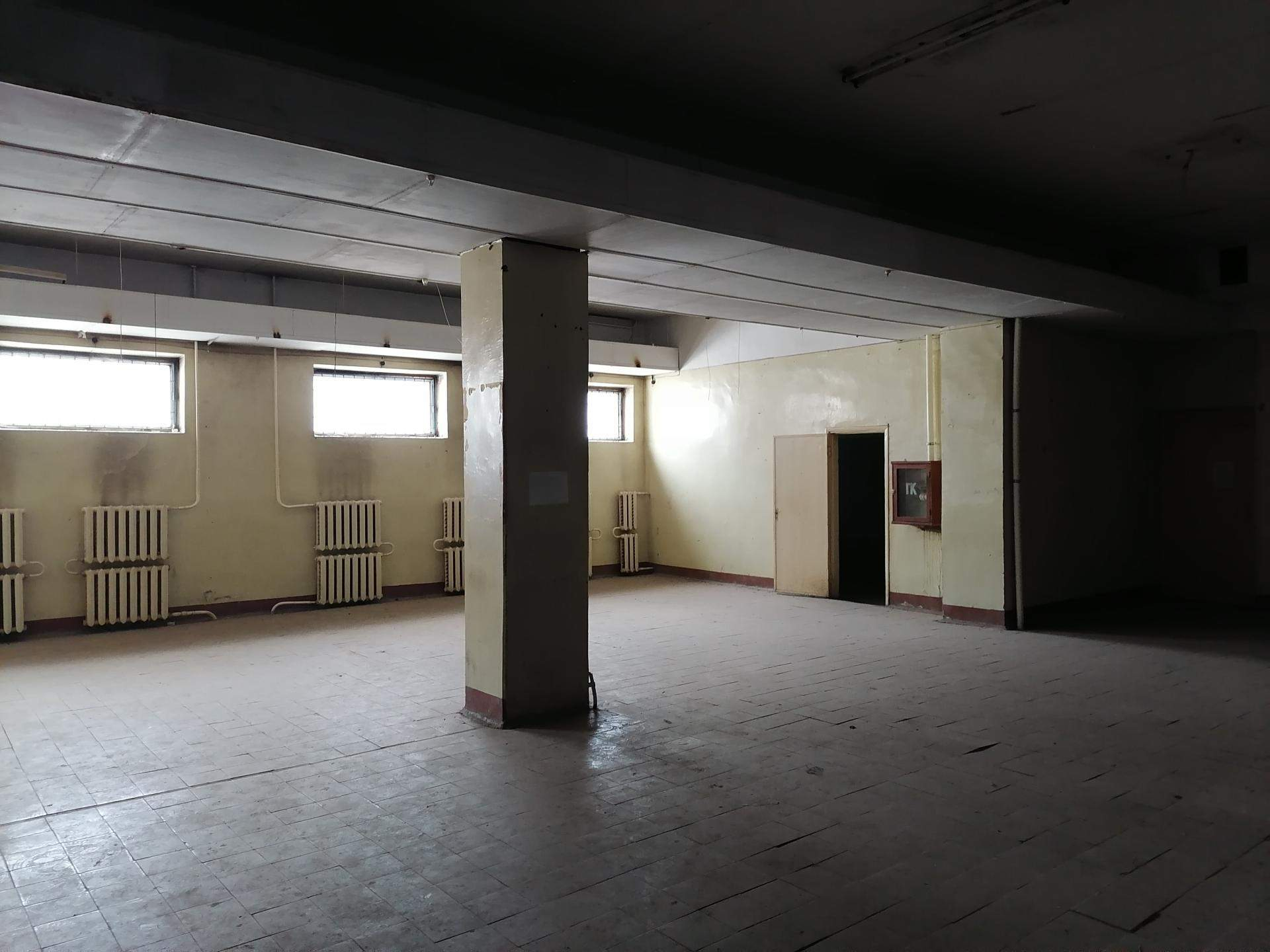 Фото: Торговое помещение 1386.5 м2 test