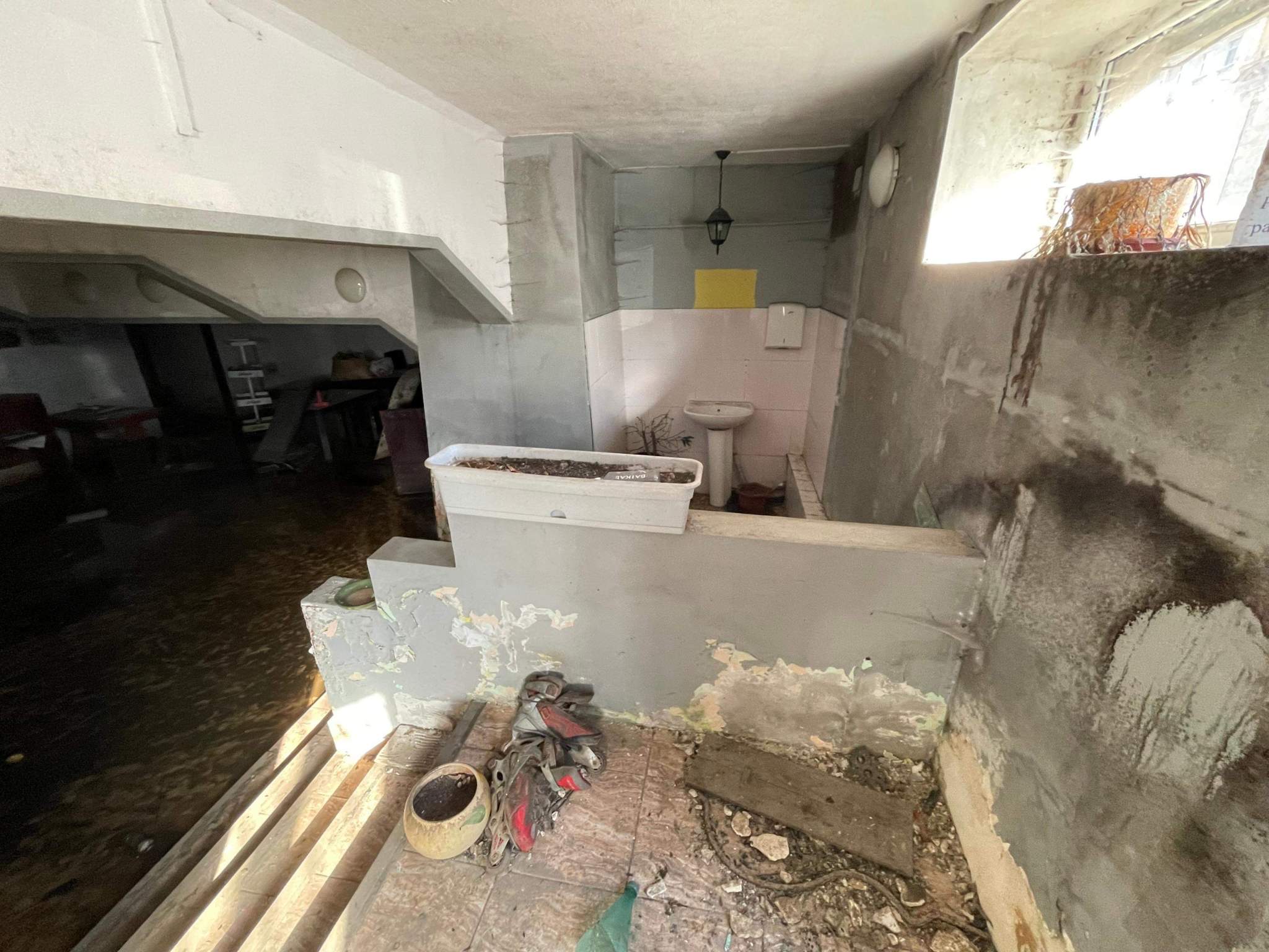 Продам офис 246 м.кв.