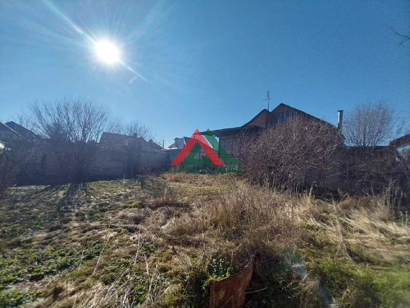 Продам земельный участок 620 м.кв.