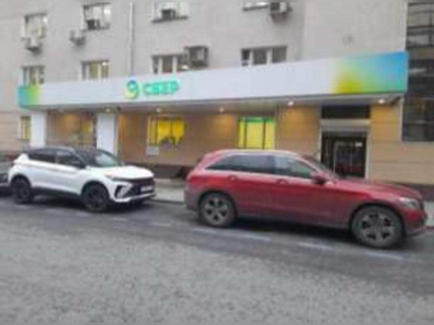 Продам магазин 595.5 м.кв.