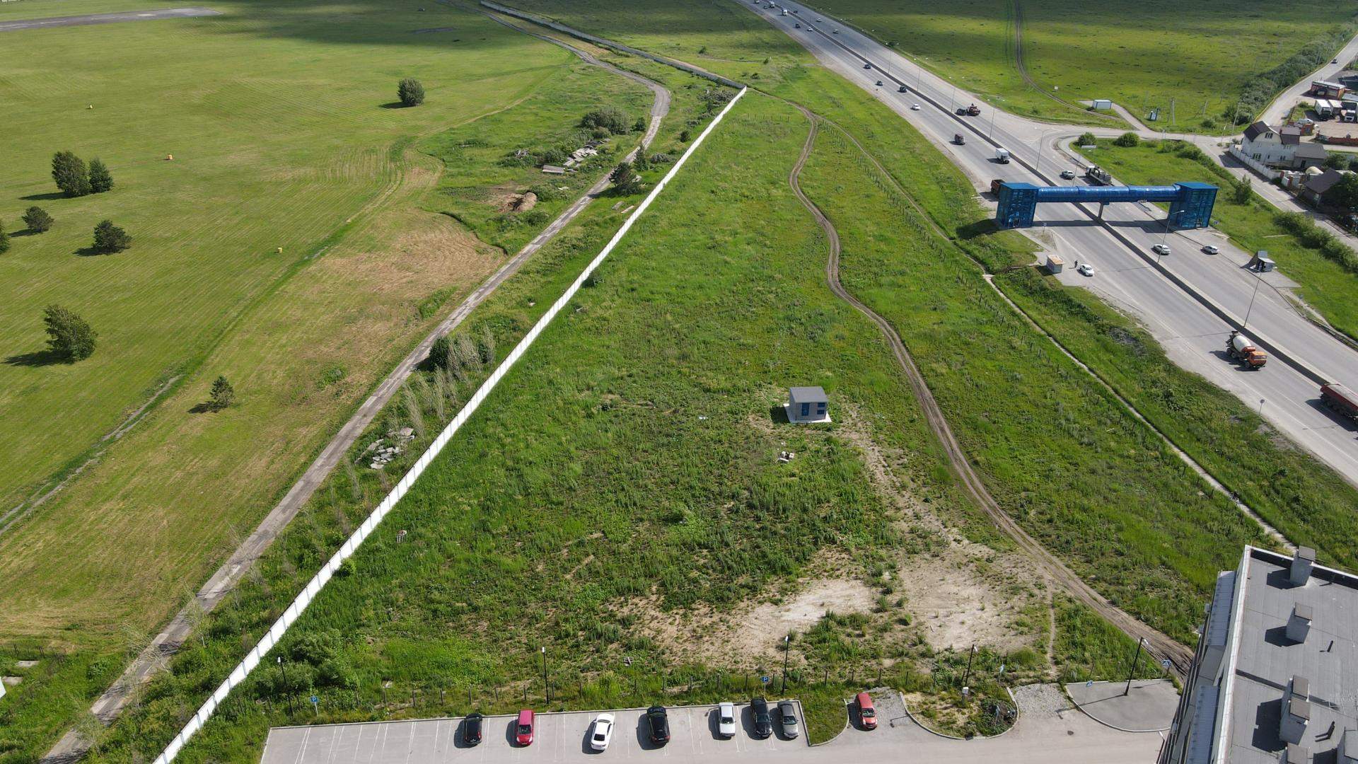 Продам земельный участок 8122 м.кв.