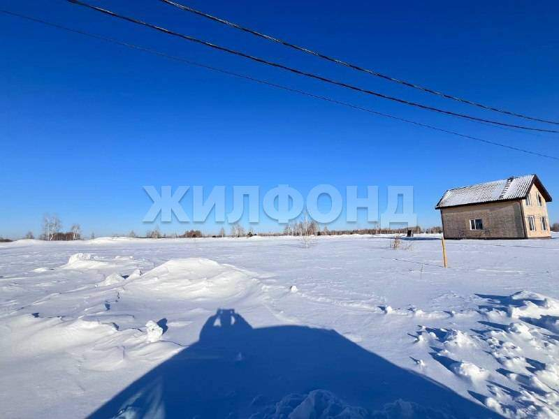 Продам земельный участок 1000 м.кв.