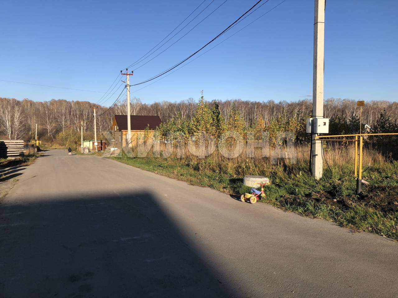 Продам земельный участок 1000 м.кв.