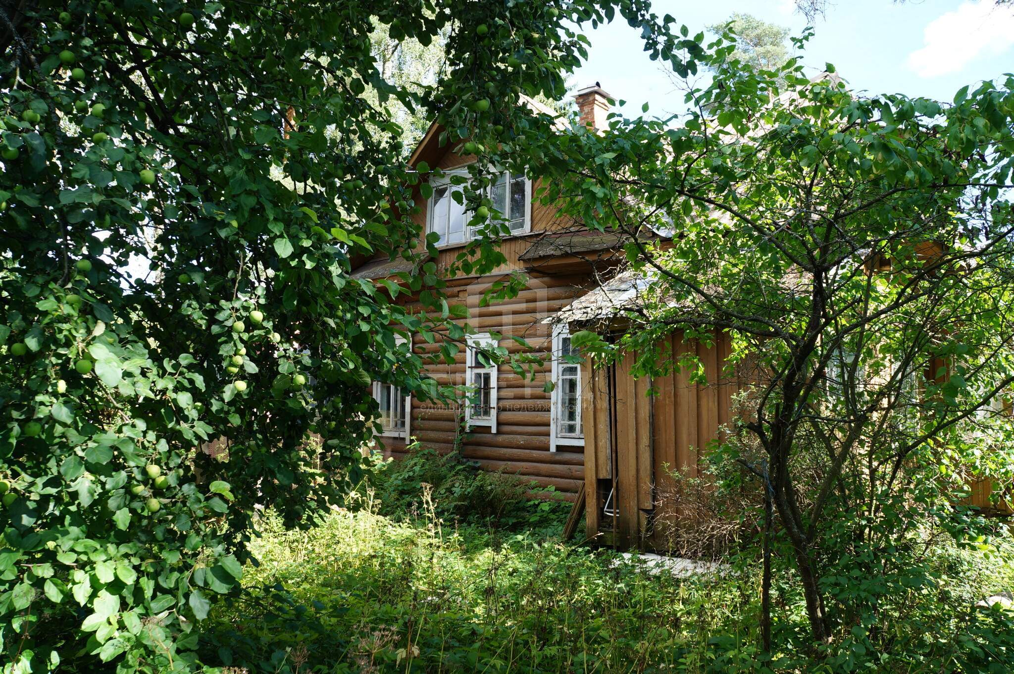 Продам земельный участок 2312 м.кв.