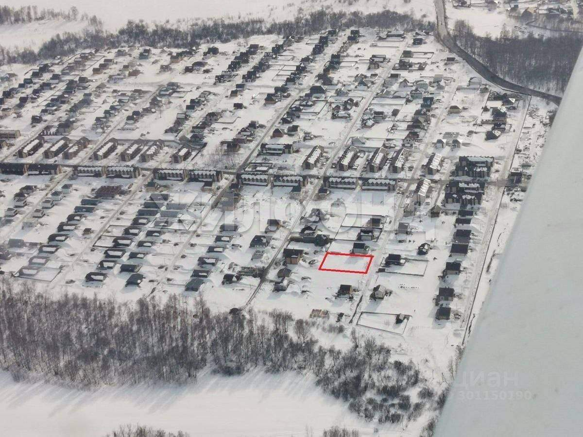 Продам земельный участок 1000 м.кв.