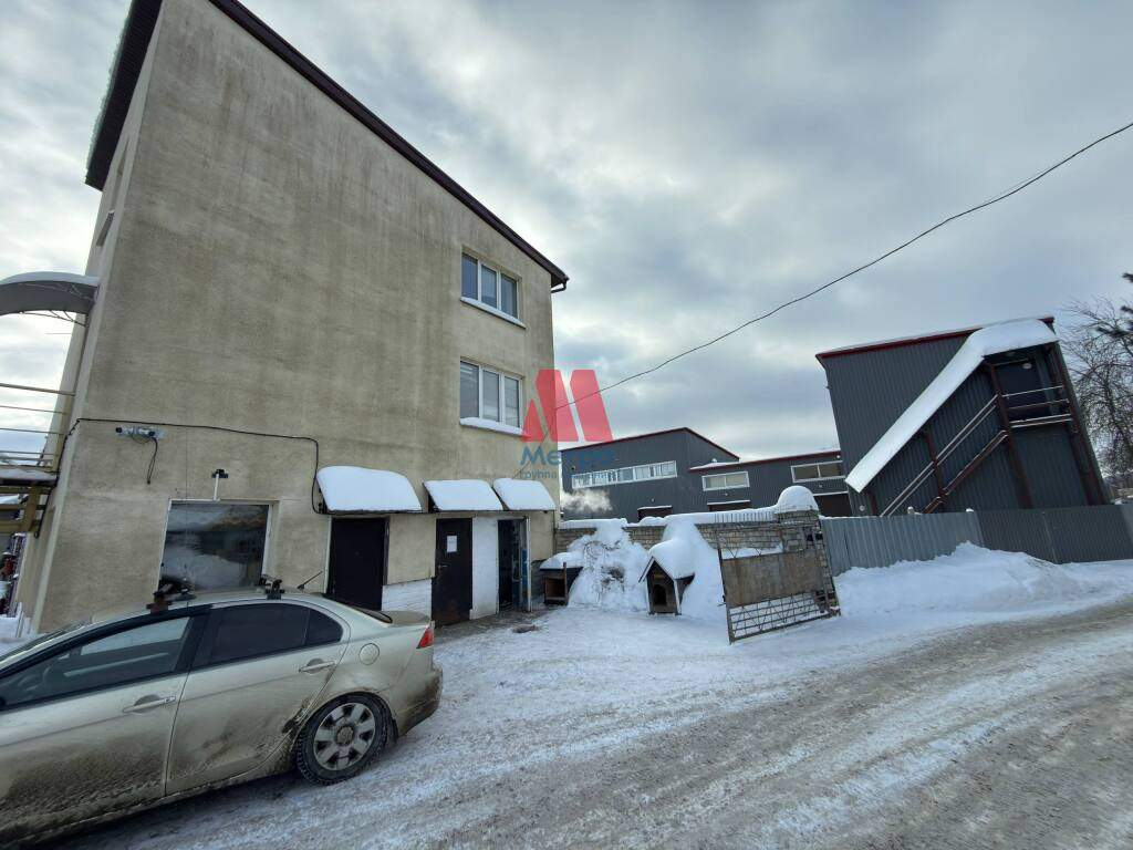 Продам помещение свободного назначения 3468 м.кв.